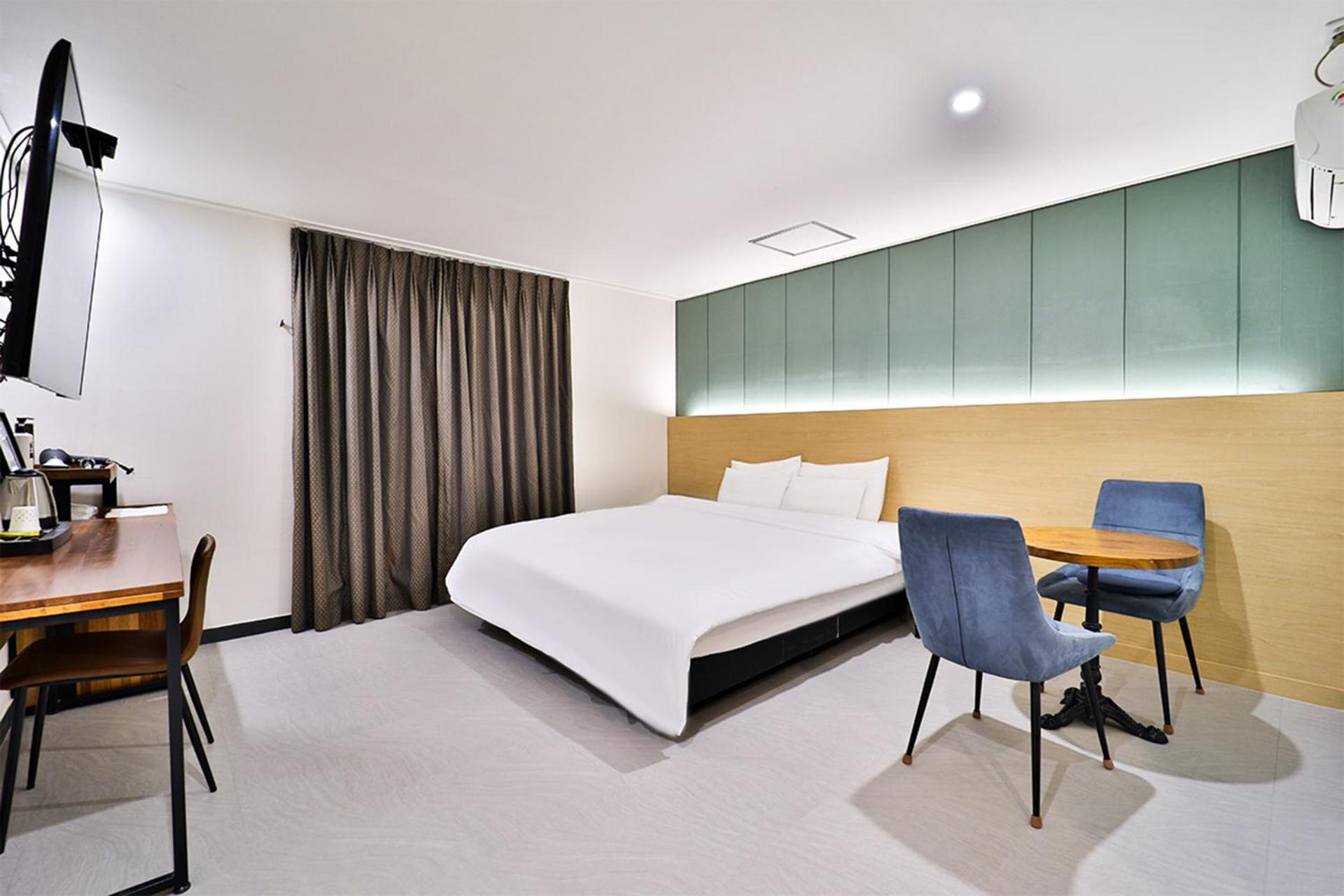 Calm Rest Hotel Busan Sasang Esterno foto