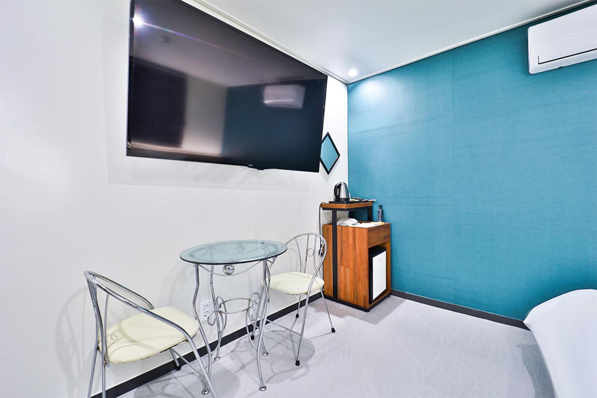 Calm Rest Hotel Busan Sasang Esterno foto
